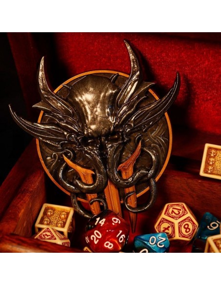 -17748-Merchandising - Dungeons & Dragons Limited Edition Baldur's Gate 3 Medallion-5060948292061