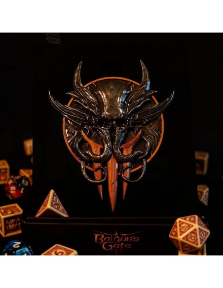 -17748-Merchandising - Dungeons & Dragons Limited Edition Baldur's Gate 3 Medallion-5060948292061