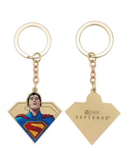 -19557-Merchandising - Superman 2025 Keyring-5060948297301