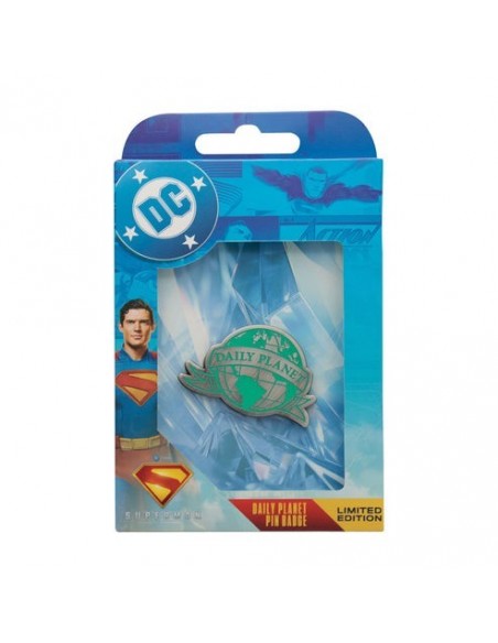 -19486-Merchandising - Superman 2025 Daily Planet Pin Badge-5060948297295