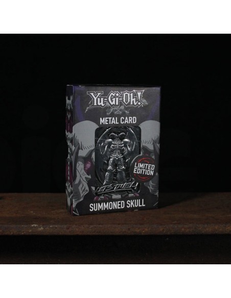 -20577-Merchandising - YuGiOh! Limited Edition Summoned Skull Metal Card-5060662466069